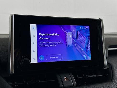 Used 2025 Toyota RAV4 LE image 21