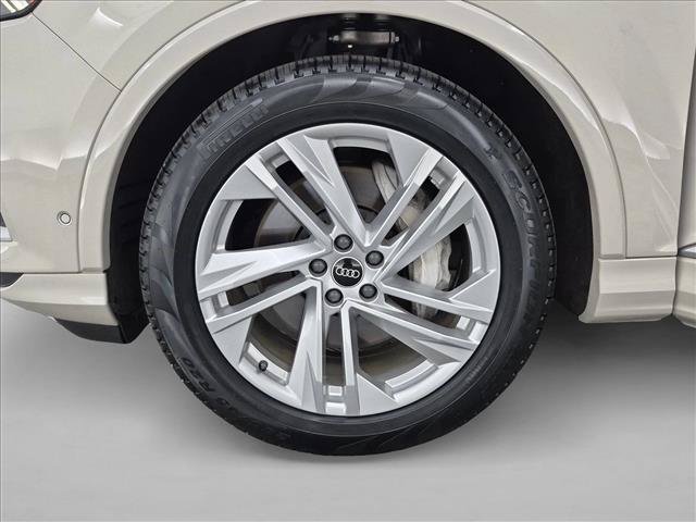 Used 2021 Audi Q7 3.0T Prestige w/ Prestige Package AWD/4WD image 28
