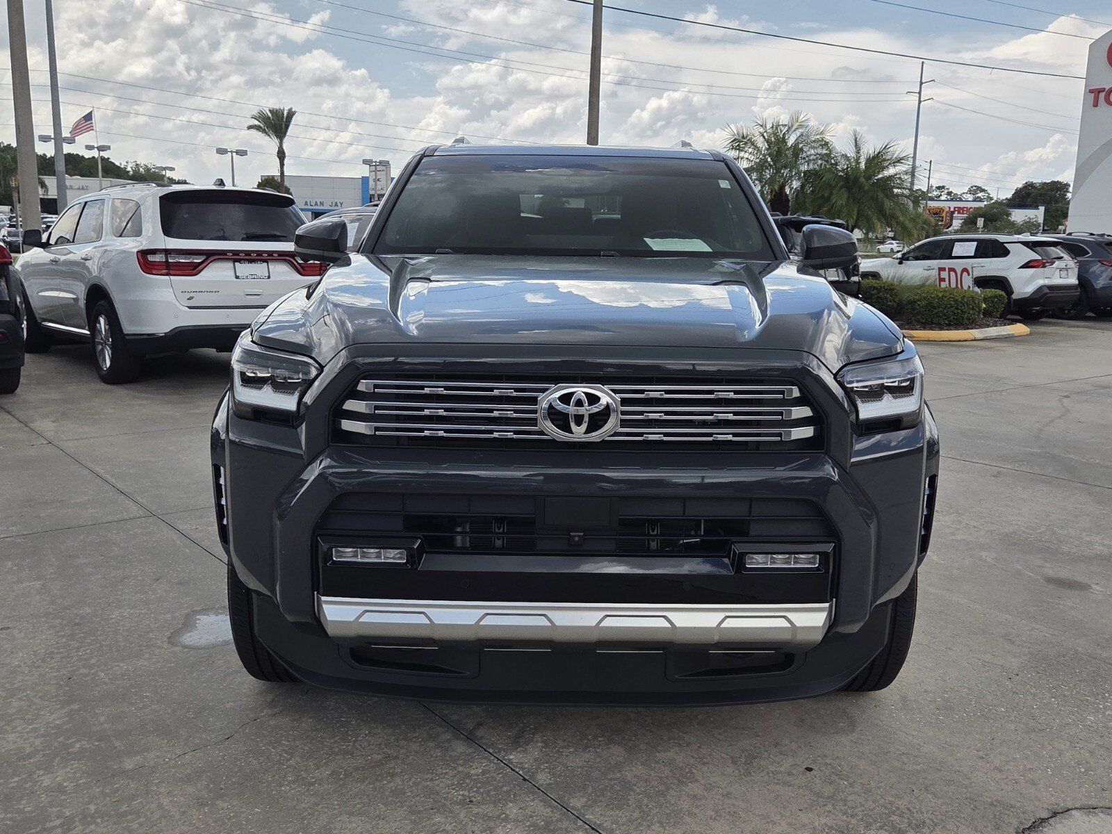 Certified 2025 Toyota 4Runner Limited AWD/4WD image 2