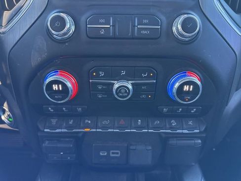 Used 2023 GMC Sierra 2500 Denali w/ Denali Black Diamond Edition image 27