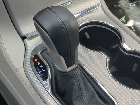 Used 2019 Jeep Grand Cherokee Summit AWD/4WD image 29