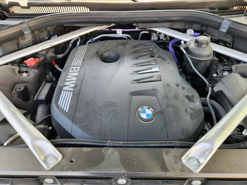 Used 2025 BMW X7 xDrive40i AWD/4WD image 24