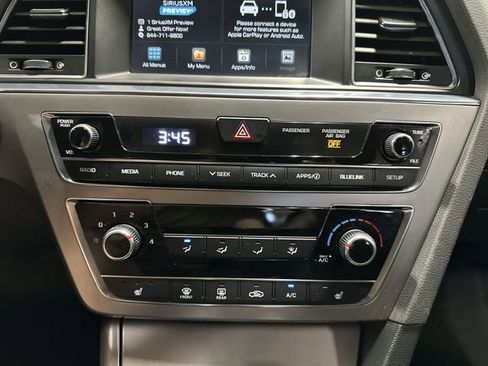 Used 2017 Hyundai Sonata Sport w/ Value Edition Package 02 FWD image 21