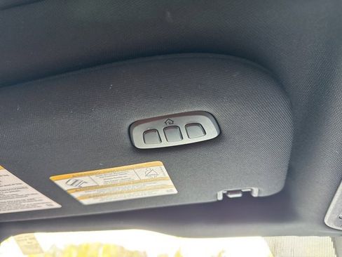 Certified 2020 Ford F150 Lariat w/ Equipment Group 502A Luxury image 31