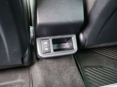 Used 2025 Kia K4 FWD image 23