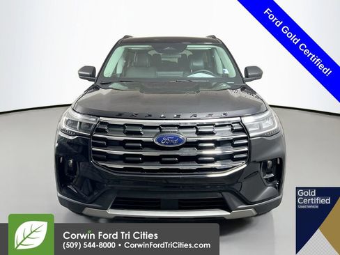 Certified 2025 Ford Explorer Active w/ Active Comfort Package image 4