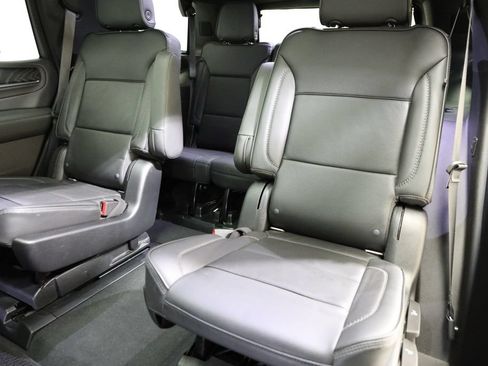 Used 2021 GMC Yukon Denali w/ Denali Ultimate Package AWD/4WD image 13