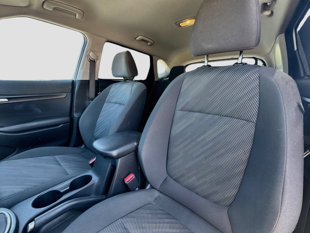 Certified 2023 Kia Seltos LX AWD/4WD image 13