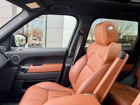 Used 2016 Land Rover Range Rover Sport Supercharged image 9