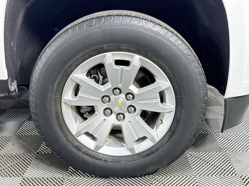 Used 2022 Chevrolet Colorado LT w/ Fleet Safety Package RWD image 27