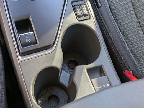 Used 2024 Subaru Crosstrek 2.0i Premium image 16