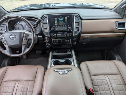 Used 2021 Nissan Titan Platinum Reserve w/ Moonroof Package AWD/4WD image 16