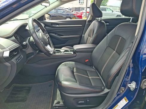 Used 2024 Nissan Altima 2.5 SR FWD image 15