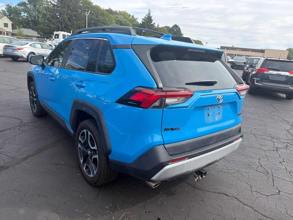 Used 2019 Toyota RAV4 Adventure AWD/4WD image 8