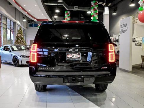 Used 2020 Chevrolet Suburban LT image 6