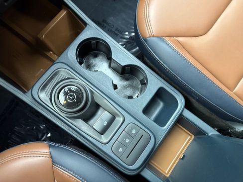 Used 2023 Ford Maverick Lariat w/ Lariat Luxury Package FWD image 70