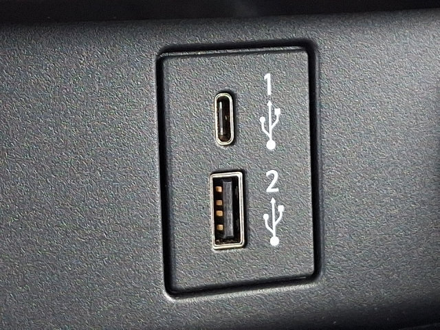Used 2025 Nissan Leaf S FWD image 15