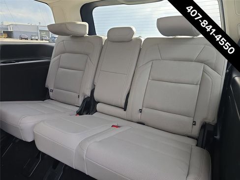 New 2026 Lincoln Navigator Reserve w/ Jet Appearance Package image 8