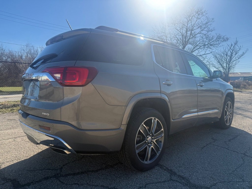 Used 2019 GMC Acadia Denali w/ LPO, Floor Liner Package AWD/4WD image 3