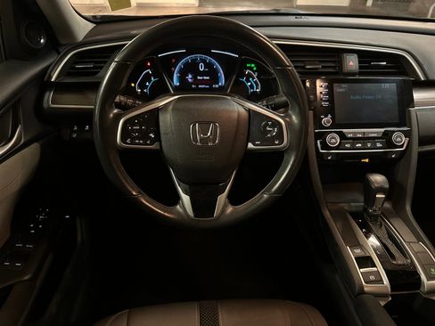 Used 2019 Honda Civic EX image 13