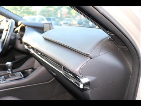 Certified 2025 MAZDA MAZDA3 2.5 S Hatchback w/ Appearance Package image 8