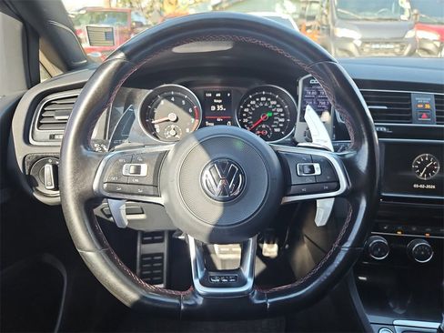 Used 2017 Volkswagen GTI Sport image 20
