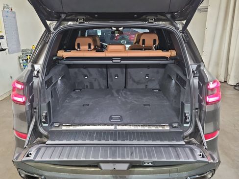 Used 2023 BMW X5 xDrive45e w/ M Sport Package image 12