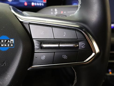 Used 2025 Chevrolet Traverse LT w/ Driver Confidence Package FWD image 28