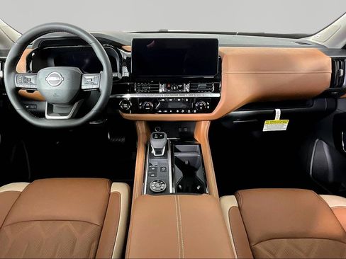 New 2026 Nissan Pathfinder Platinum AWD/4WD image 19