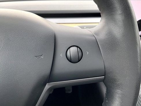 Used 2020 Tesla Model 3 Long Range image 19