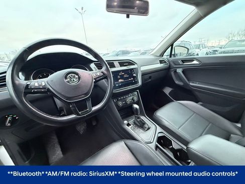 Used 2019 Volkswagen Tiguan SE image 2