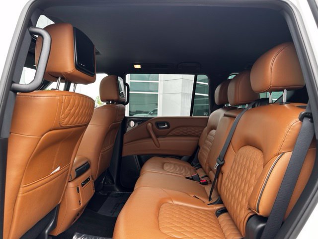 Used 2023 INFINITI QX80 Sensory w/ All-Season Package AWD/4WD image 21