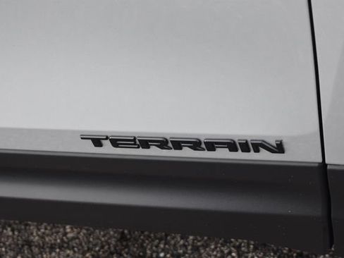 Certified 2021 GMC Terrain SLE w/ Driver Convenience Package AWD/4WD image 12