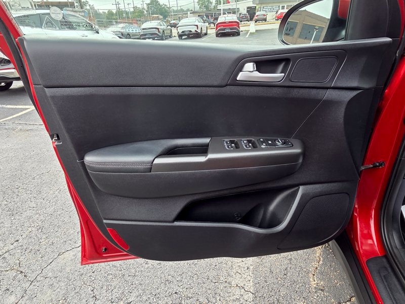 Used 2018 Kia Sportage LX AWD/4WD image 21
