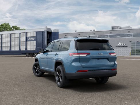 New 2026 Jeep Grand Cherokee L Limited image 3