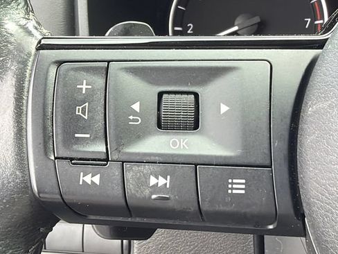 Used 2023 Nissan Rogue SL w/ SL Premium Package FWD image 26