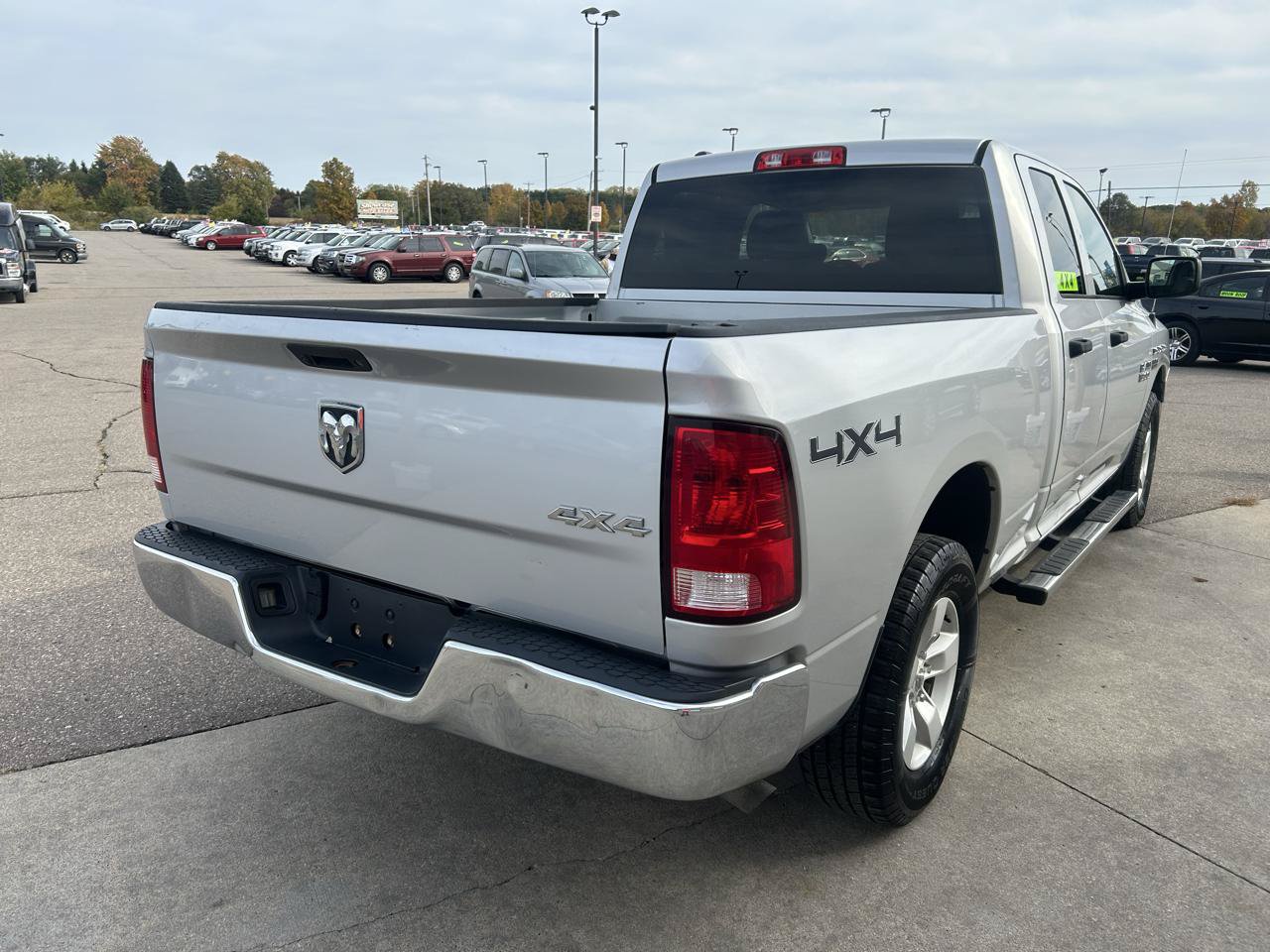 Used 2016 RAM 1500 ST w/ SXT Appearance Group AWD/4WD image 5
