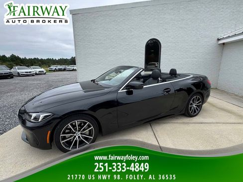Used 2025 BMW 430i Convertible w/ Premium Package image 1