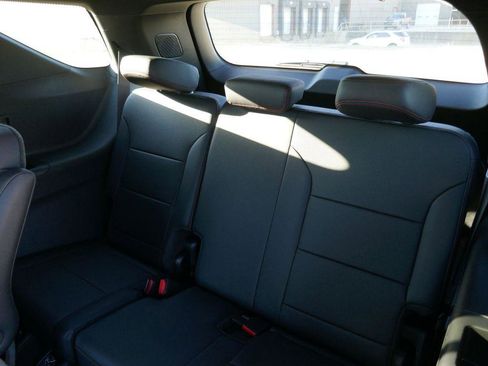 New 2026 Chevrolet Traverse Z71 AWD/4WD image 15