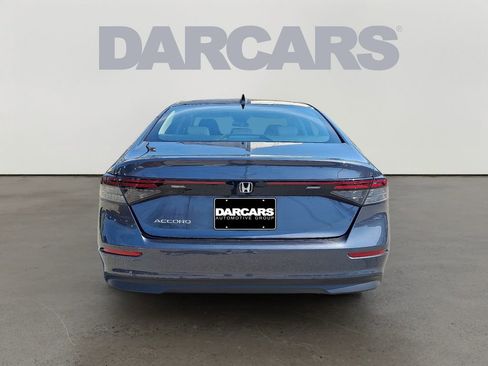 Certified 2025 Honda Accord LX image 5