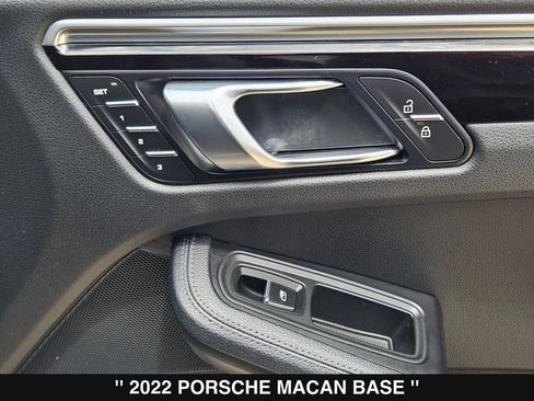 Used 2022 Porsche Macan AWD/4WD image 32