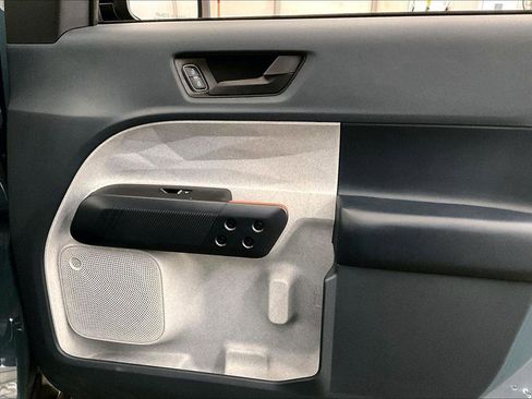 Used 2022 Ford Maverick XLT image 23