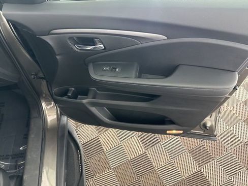 Used 2023 Honda Ridgeline RTL-E image 24