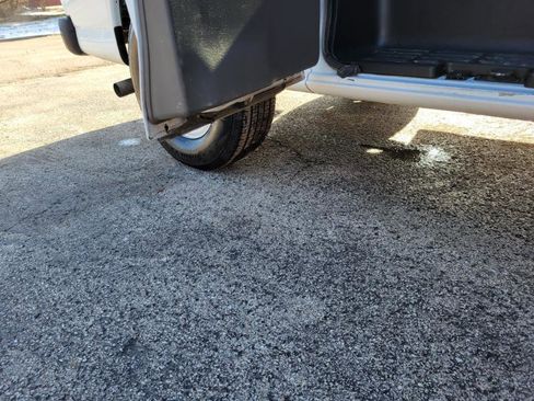 Used 2016 Chevrolet Express 2500 LS image 28