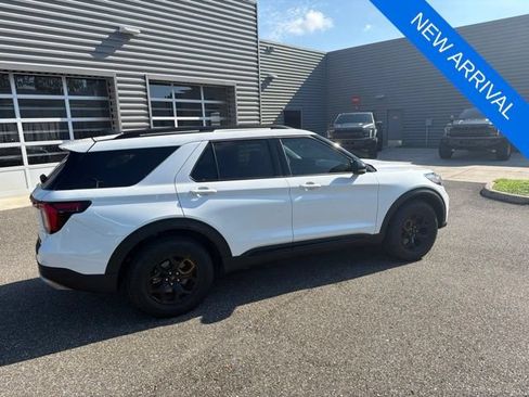 Used 2026 Ford Explorer Tremor w/ Tremor Ultimate Package AWD/4WD image 4