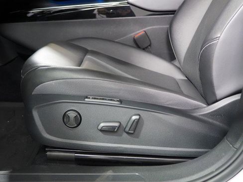 Used 2023 Volkswagen ID.4 Pro S Plus image 58