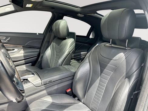 Used 2018 Mercedes-Benz S 560 Sedan image 13