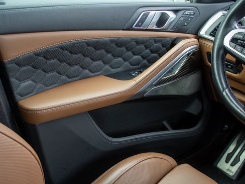 Used 2024 BMW X6 M Competition w/ Executive Package image 19