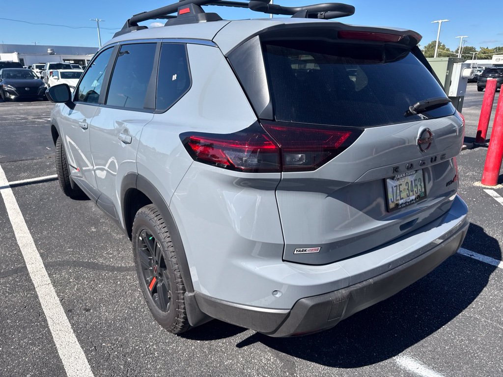 Certified 2026 Nissan Rogue SV AWD/4WD image 6