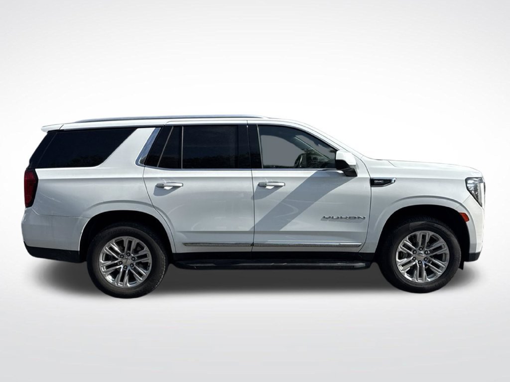 Used 2024 GMC Yukon SLT RWD image 4